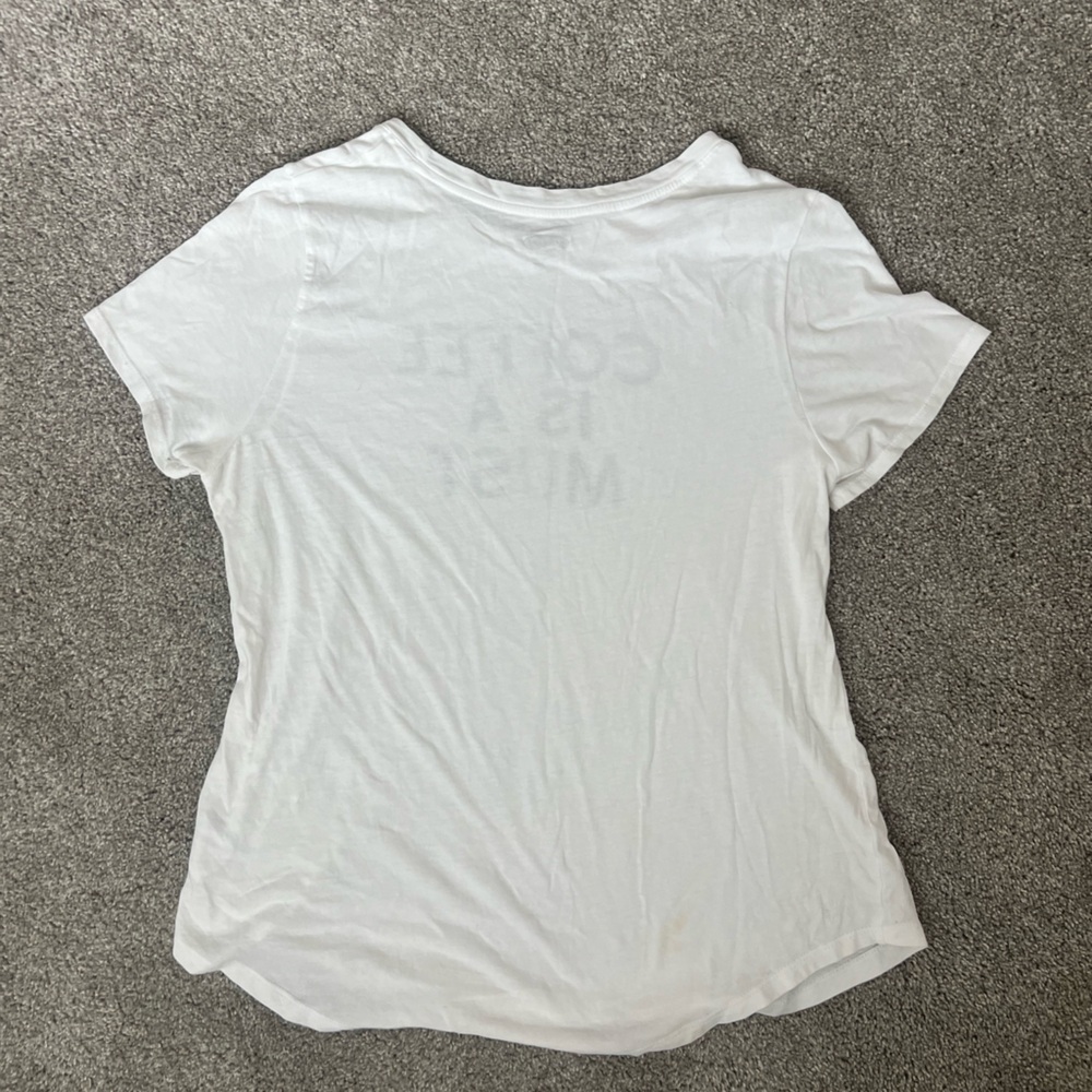 Old Navy White Graphic Tee - “Coffee Is A Must” Woman’s L 100% Cotton - Picture 2 of 5
